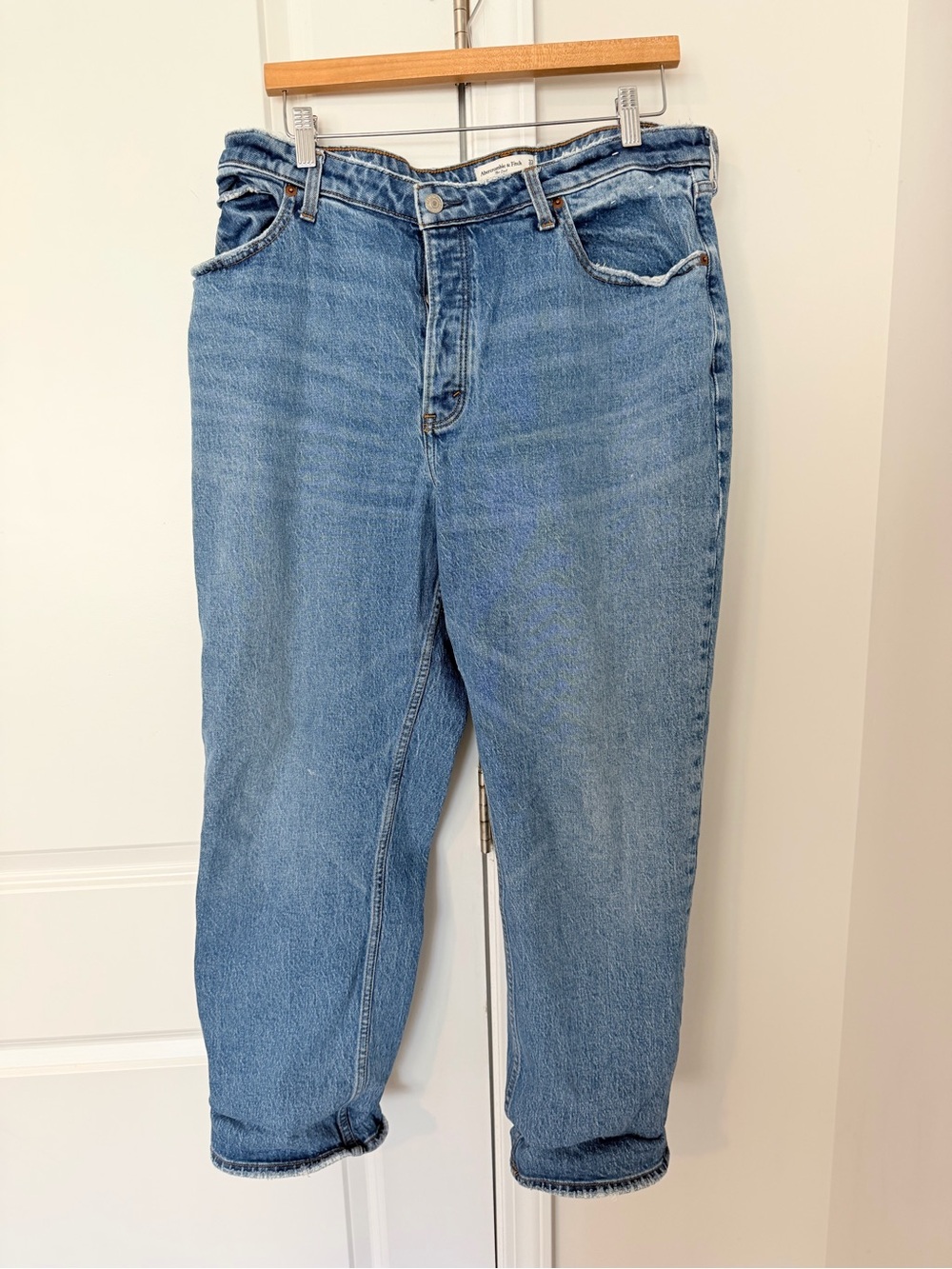 Abercrombie & Fitch High-Rise Light Blue Women's Jeans